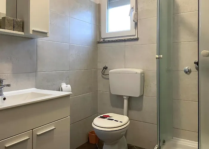 Appartement Gorgeous In With Wifi