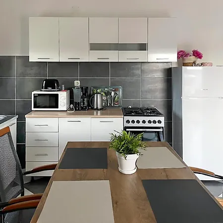 2 Bedroom Amazing In * Maslenica