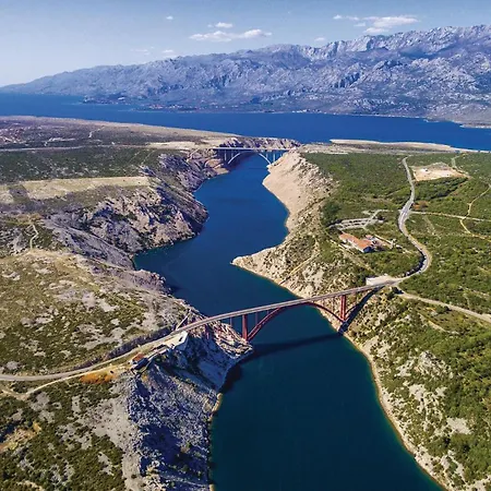 Gorgeous In With Wifi Apartman Maslenica